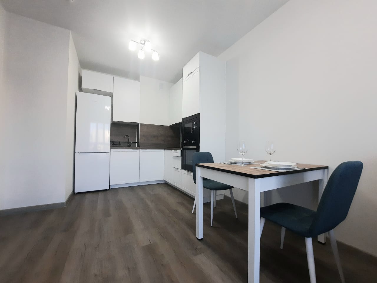 2-к. квартира, 40 м², 4/16 эт.