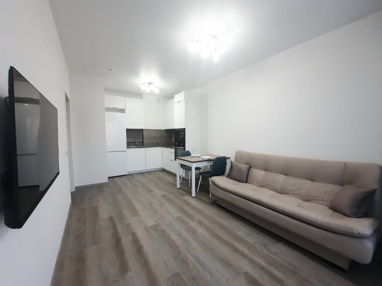 2-к. квартира, 40 м², 4/16 эт.